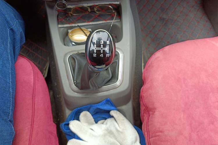 Used BAIC Weiwang M20 2014 1.5L Basic Version BJ415B Gear Lever