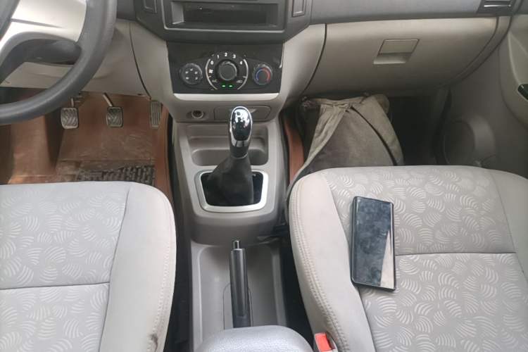 Used BAIC Weiwang M20 2014 1.5L Basic Version DAM15DL Gear Lever