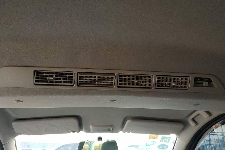 Used BAIC Weiwang M20 2014 1.5L Comfort Version BJ415B Headliner