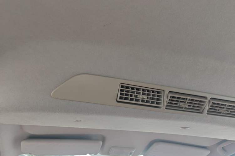 Used BAIC Weiwang M20 2014 1.5L Comfort Version BJ415B Headliner