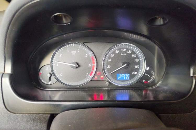 Used BAIC Weiwang M20 2014 1.5L Luxury Version BJ415B Instrument Cluster