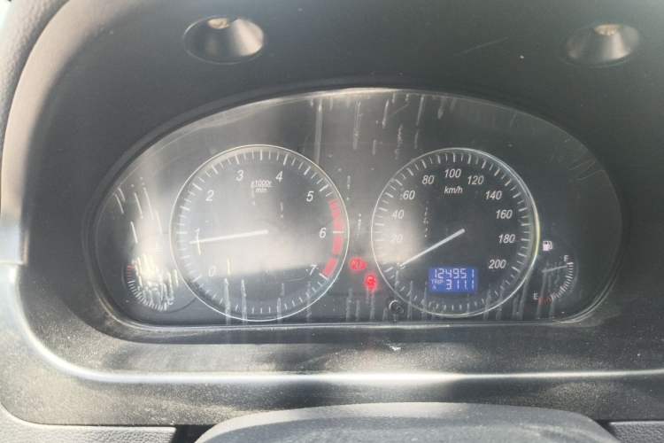 Used BAIC Weiwang M20 2014 1.5L practical type BJ415A Instrument Cluster