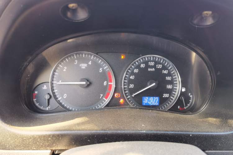 Used BAIC Weiwang M20 2014 1.5L practical type BJ415A Instrument Cluster
