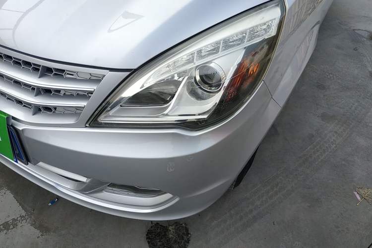 Used BAIC Weiwang M20 2014 1.5L Comfort Version BJ415B Left Front Headlight