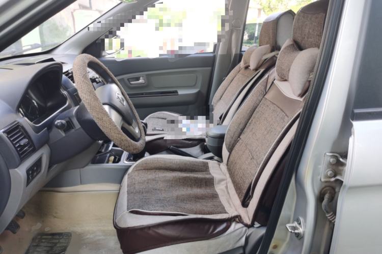 Used BAIC Weiwang M20 2014 1.5L practical type BJ415A Left Front Seat