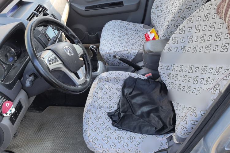 Used BAIC Weiwang M20 2014 1.5L Comfort Version BJ415B Left Front Seat
