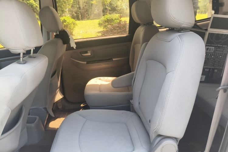 Used BAIC Weiwang M20 2014 1.5L practical type BJ415A Left Rear Seat