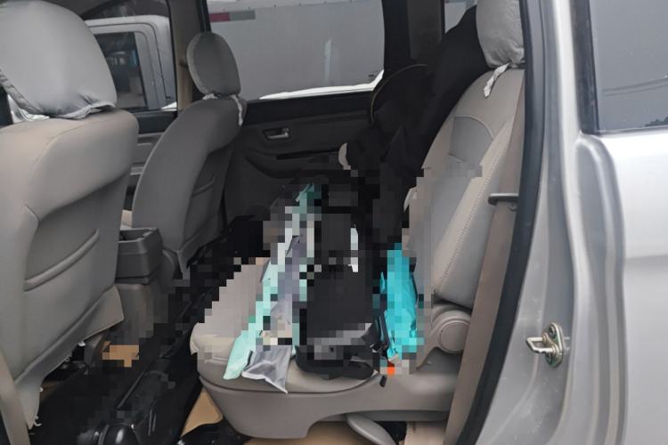 Used BAIC Weiwang M20 2014 1.5L Comfort Version BJ415B Left Rear Seat