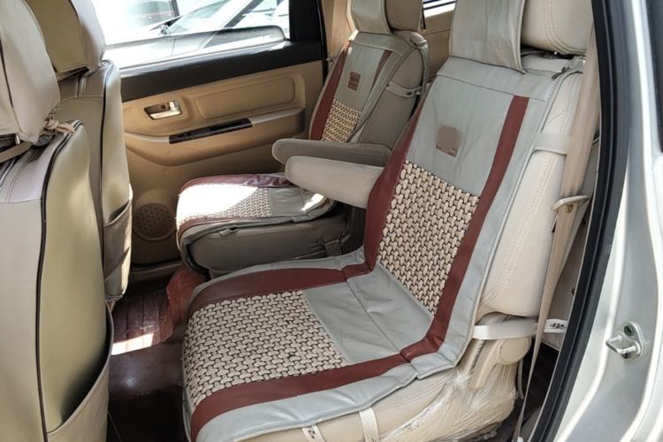 Used BAIC Weiwang M20 2014 1.5L Luxury DAM15DL Left Rear Seat