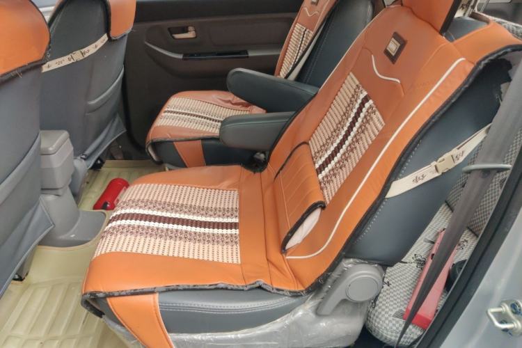 Used BAIC Weiwang M20 2014 1.5L practical type BJ415A Left Rear Seat