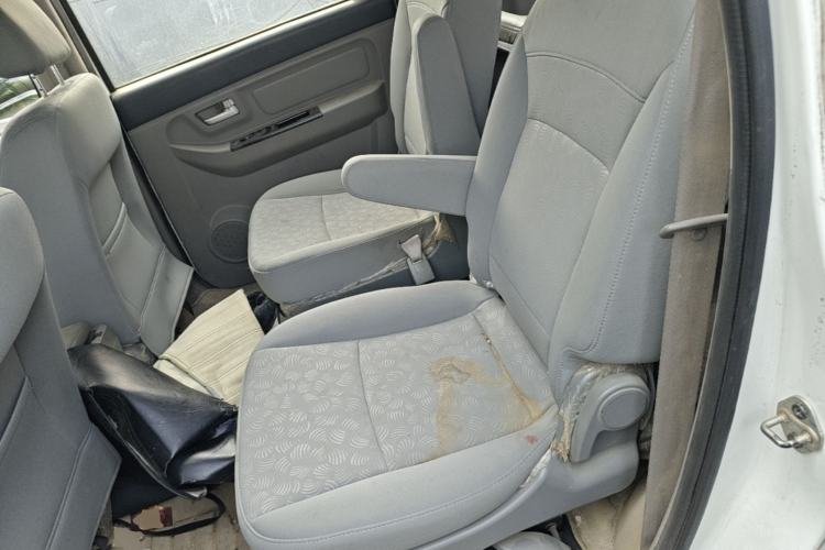 Used BAIC Weiwang M20 2014 1.5L practical type BJ415A Left Rear Seat