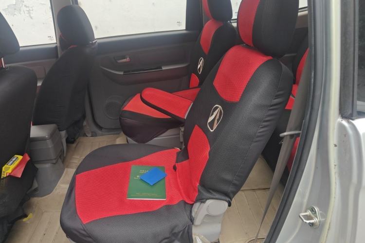 Used BAIC Weiwang M20 2014 1.5L Comfort Version BJ415B Left Rear Seat