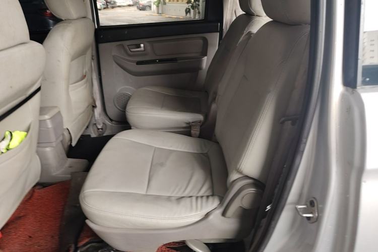 Used BAIC Weiwang M20 2014 1.5L Basic Version DAM15DL Left Rear Seat