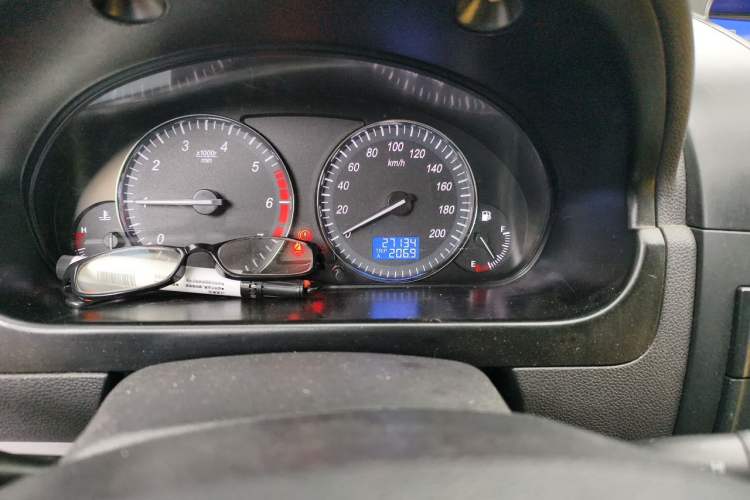 Used BAIC Weiwang M20 2014 1.5L practical type BJ415A Odometer Close Up
