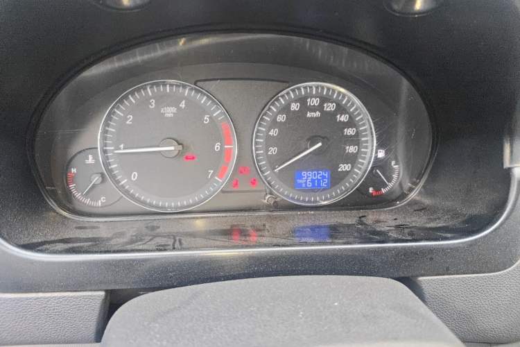 Used BAIC Weiwang M20 2014 1.5L Comfort Version BJ415B Odometer Close Up