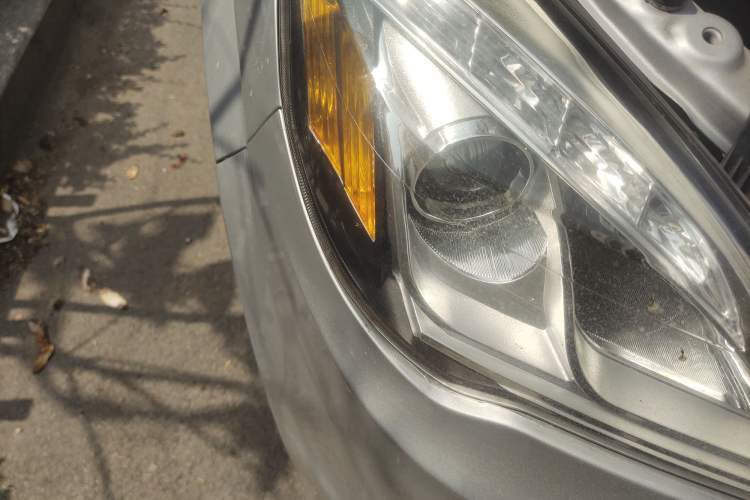 Used BAIC Weiwang M20 2014 1.5L practical type BJ415A Right Front Headlight