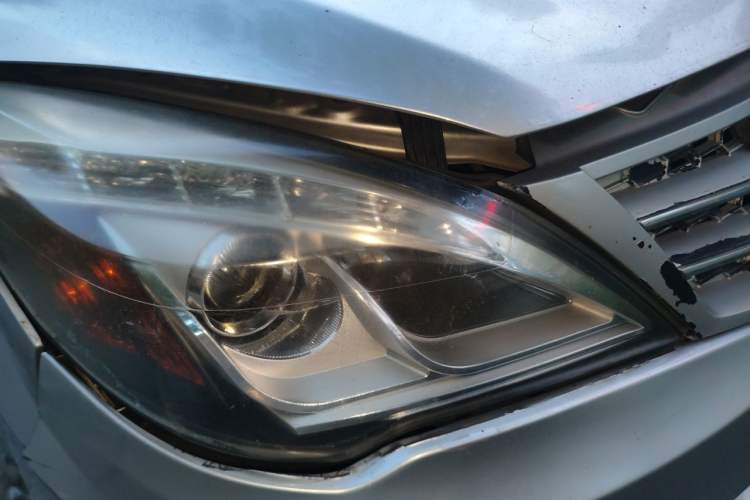 Used BAIC Weiwang M20 2014 1.5L practical type BJ415A Right Front Headlight