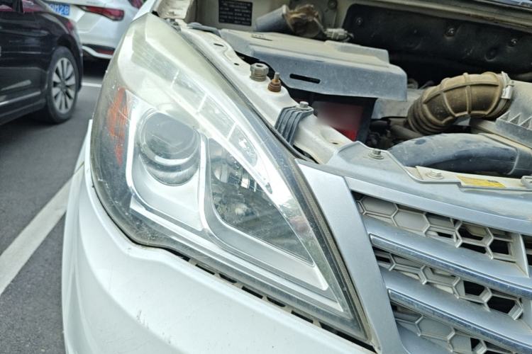 Used BAIC Weiwang M20 2014 1.5L practical type BJ415A Right Front Headlight
