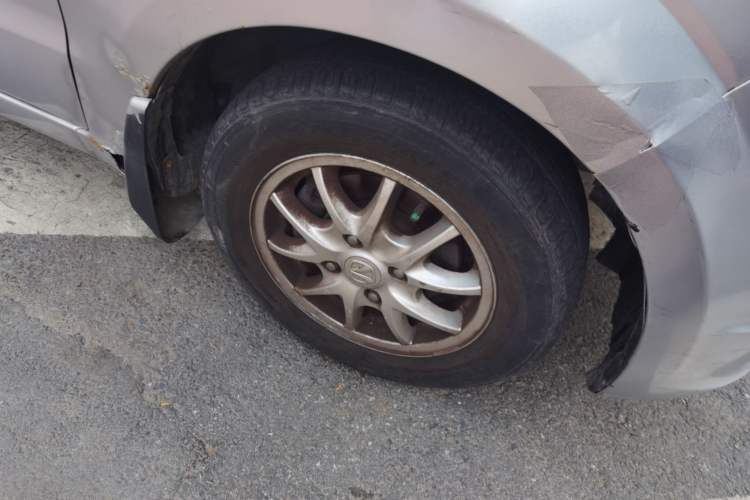 Used BAIC Weiwang M20 2014 1.5L Ultra-Luxury BJ415B Right Front Wheel Hub