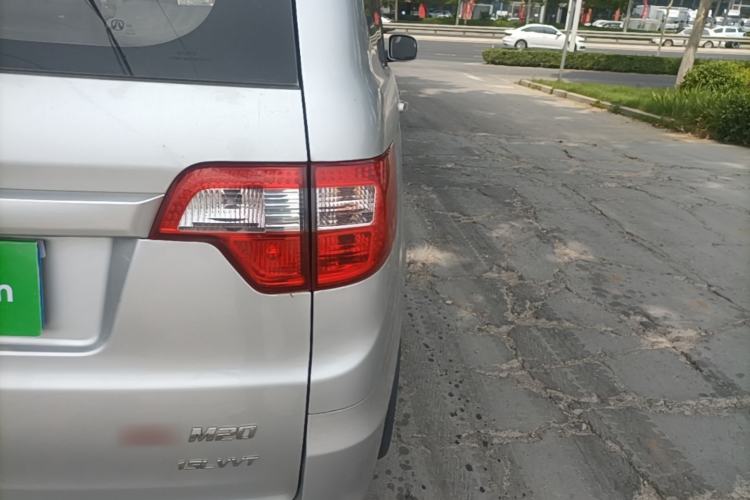 Used BAIC Weiwang M20 2014 1.5L Basic Version DAM15DL Right Rear Taillight