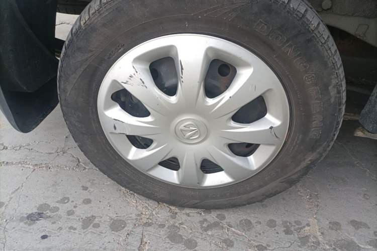 Used BAIC Weiwang M20 2014 1.5L Basic Version DAM15DL Right Rear Wheel Hub