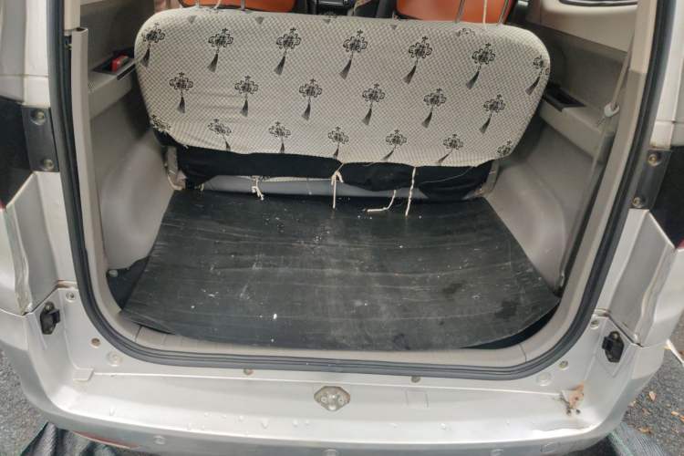 Used BAIC Weiwang M20 2014 1.5L practical type BJ415A Trunk
