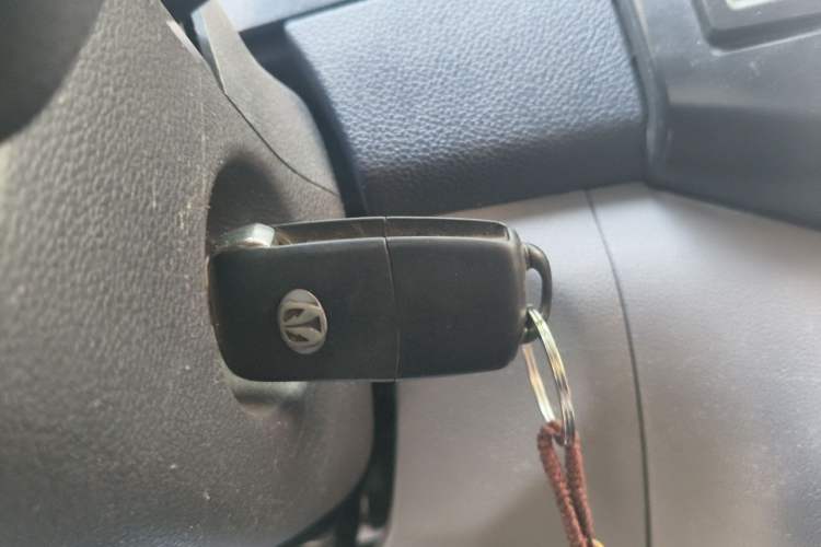 Used BAIC Weiwang M20 2014 1.5L practical type BJ415A Vehicle Key