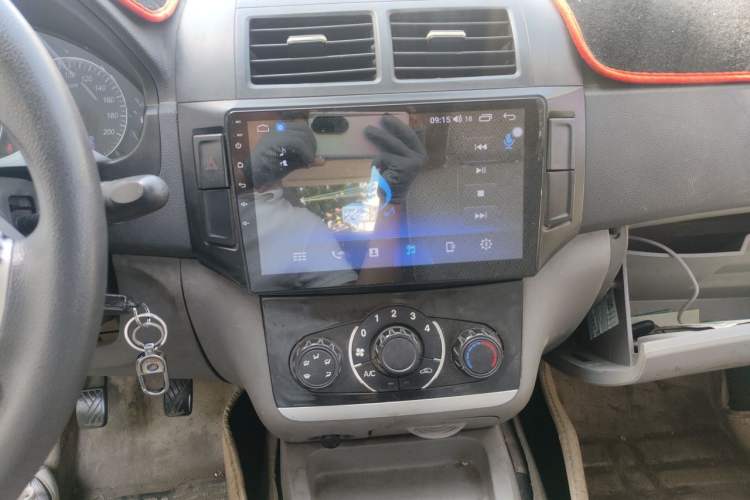 Used BAIC Weiwang M20 2014 1.5L Basic Version BJ415B Audio And AC Panel