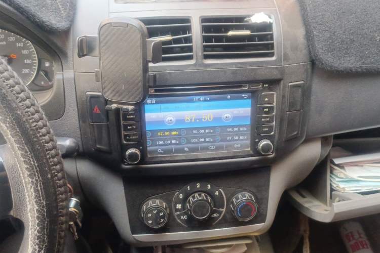 Used BAIC Weiwang M20 2014 1.5L Basic Version DAM15DL Audio And AC Panel