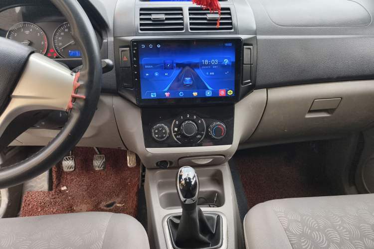 Used BAIC Weiwang M20 2014 1.5L practical type BJ415A Audio And AC Panel