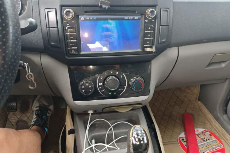 Used BAIC Weiwang M20 2014 1.5L Standard DAM15DL Audio And AC Panel