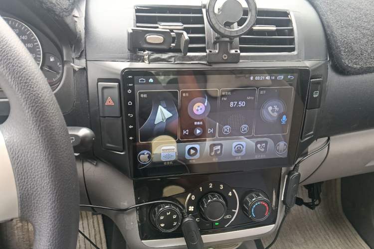 Used BAIC Weiwang M20 2014 1.5L Comfort Version BJ415B Audio And AC Panel