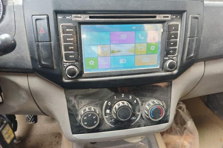 Used BAIC Weiwang M20 2014 1.5L Standard DAM15DL Audio And AC Panel