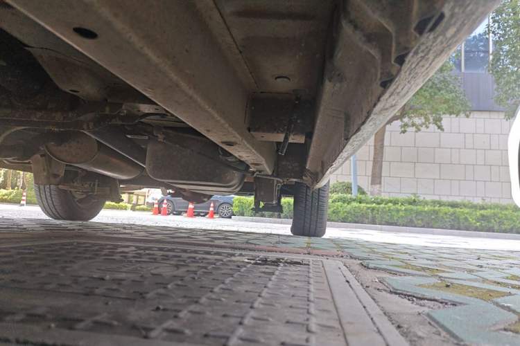 Used BAIC Weiwang M20 2014 1.5L practical type BJ415A Chassis Front Left