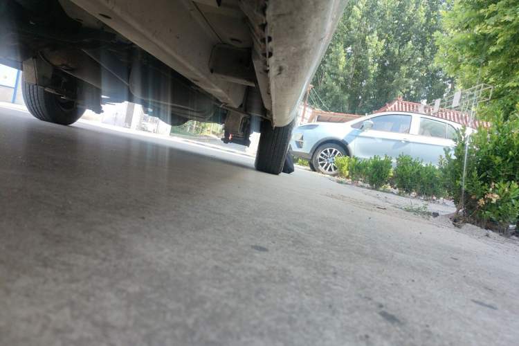Used BAIC Weiwang M20 2014 1.5L Basic Version BJ415B Chassis Front Left