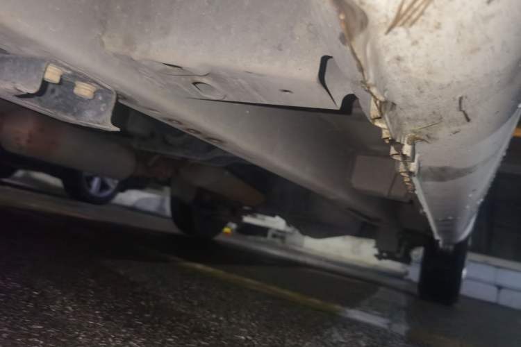 Used BAIC Weiwang M20 2014 1.5L practical type BJ415A Chassis Front Left