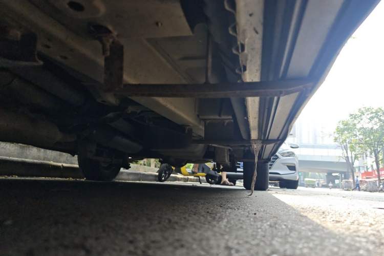 Used BAIC Weiwang M20 2014 1.5L practical type BJ415A Chassis Front Left