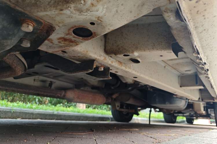 Used BAIC Weiwang M20 2014 1.5L Standard DAM15DL Chassis Front Left