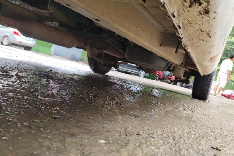 Used BAIC Weiwang M20 2014 1.5L Basic Version DAM15DL Chassis Front Left