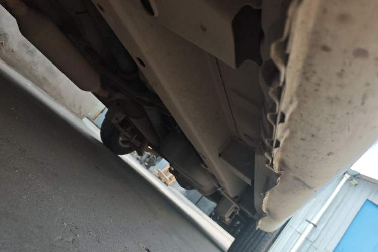 Used BAIC Weiwang M20 2014 1.5L Basic Version BJ415B Chassis Front Left