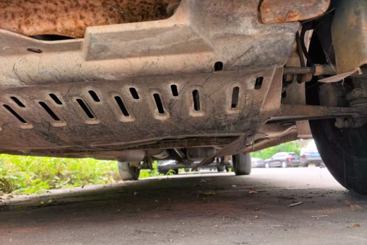 Used BAIC Weiwang M20 2014 1.5L Basic Version BJ415B Chassis Front