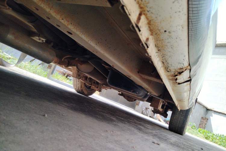 Used BAIC Weiwang M20 2014 1.5L practical type BJ415A Chassis Front Right