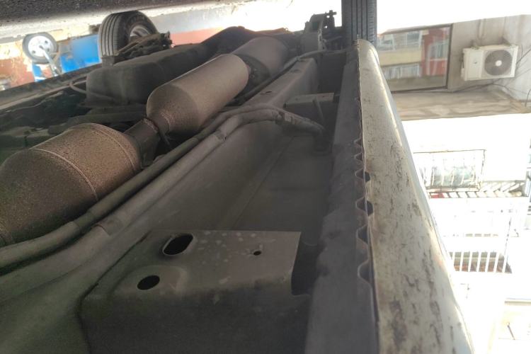 Used BAIC Weiwang M20 2014 1.5L Comfort Version BJ415B Chassis Front Right