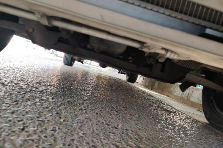 Used BAIC Weiwang M20 2014 1.5L practical type BJ415A Chassis Front