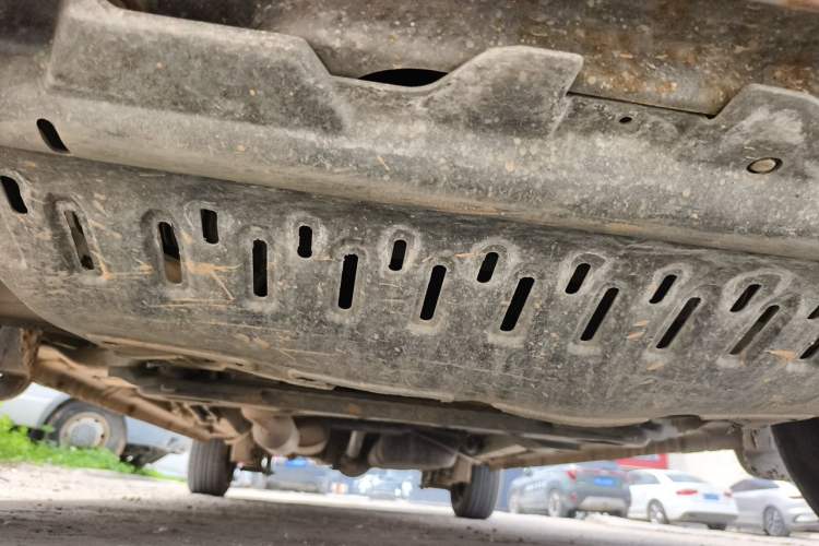Used BAIC Weiwang M20 2014 1.5L practical type BJ415A Chassis Front