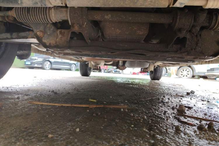 Used BAIC Weiwang M20 2014 1.5L Basic Version DAM15DL Chassis Front
