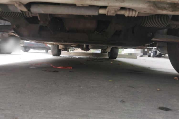 Used BAIC Weiwang M20 2014 1.5L Basic Version DAM15DL Chassis Front