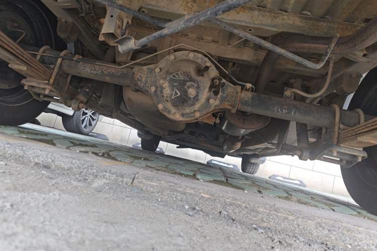 Used BAIC Weiwang M20 2014 1.5L practical type BJ415A Chassis Rear