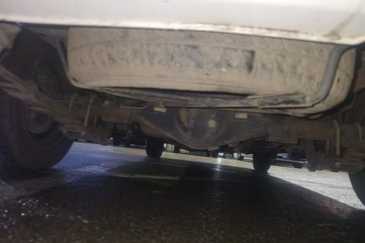 Used BAIC Weiwang M20 2014 1.5L practical type BJ415A Chassis Rear