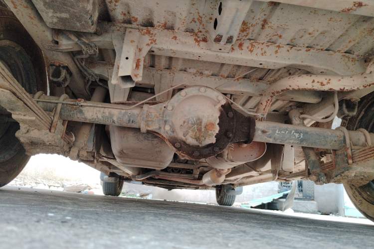 Used BAIC Weiwang M20 2014 1.5L practical type BJ415A Chassis Rear